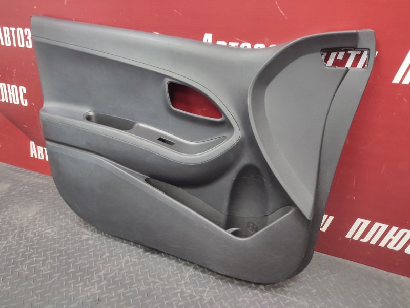 Обшивка боковой двери