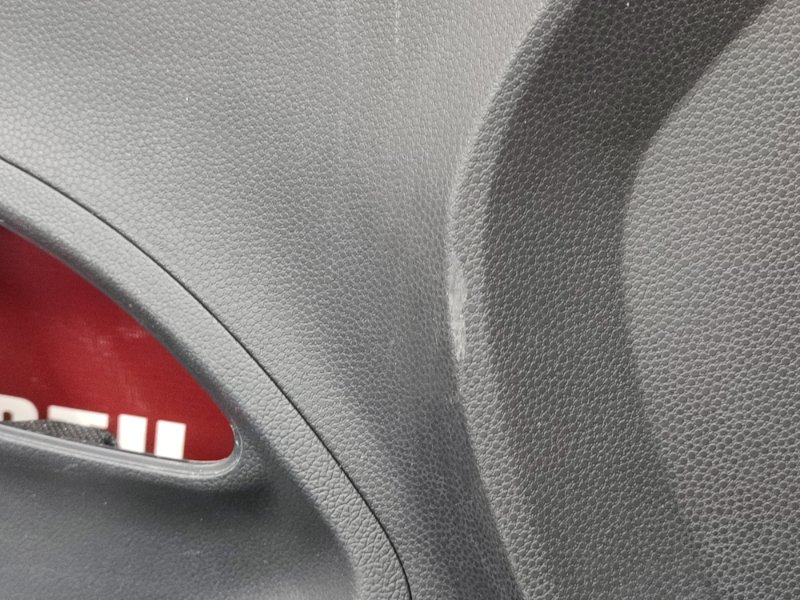 Обшивка боковой двери