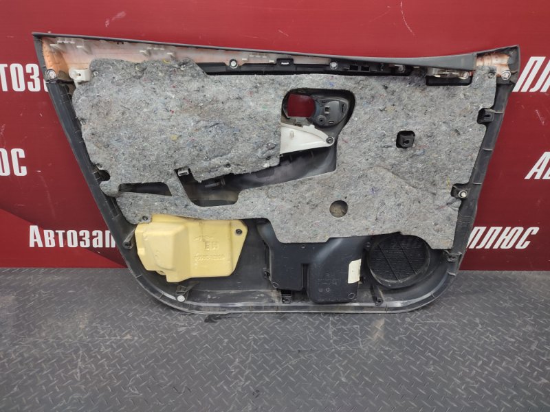 Обшивка боковой двери