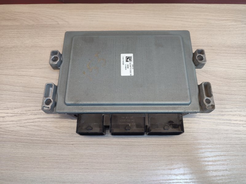 Блок управления двигателем