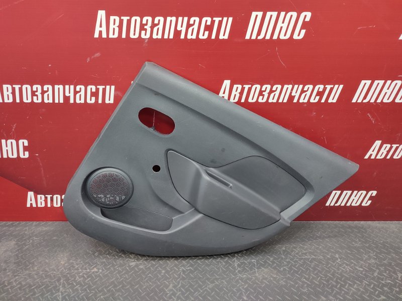 Обшивка боковой двери