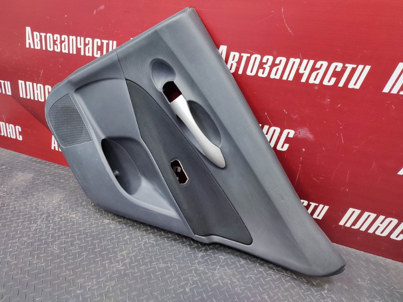 Обшивка боковой двери