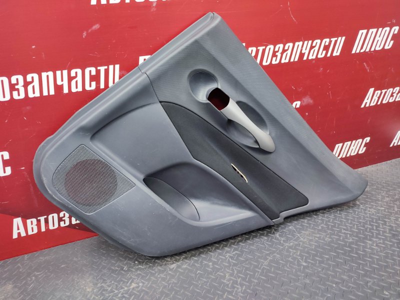 Обшивка боковой двери