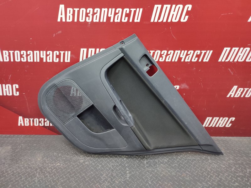 Обшивка боковой двери