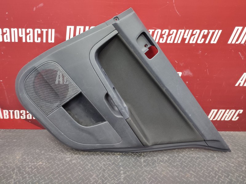 Обшивка боковой двери