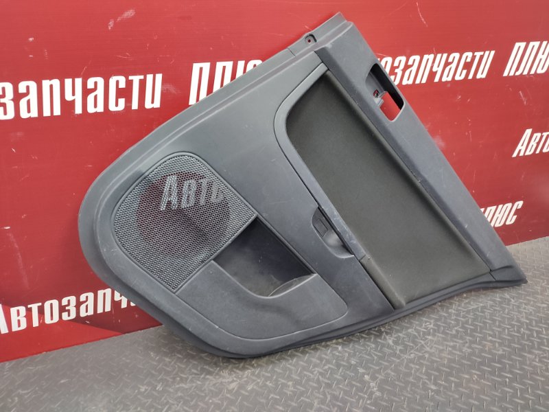 Обшивка боковой двери