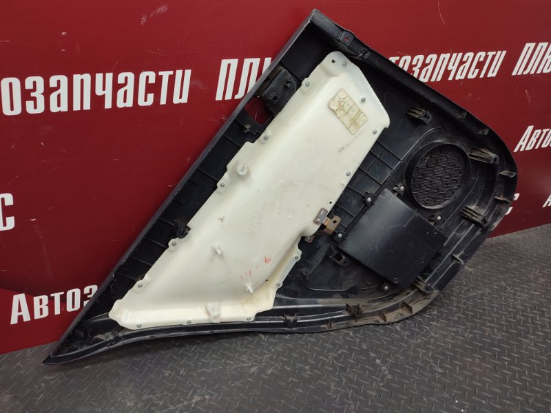 Обшивка боковой двери