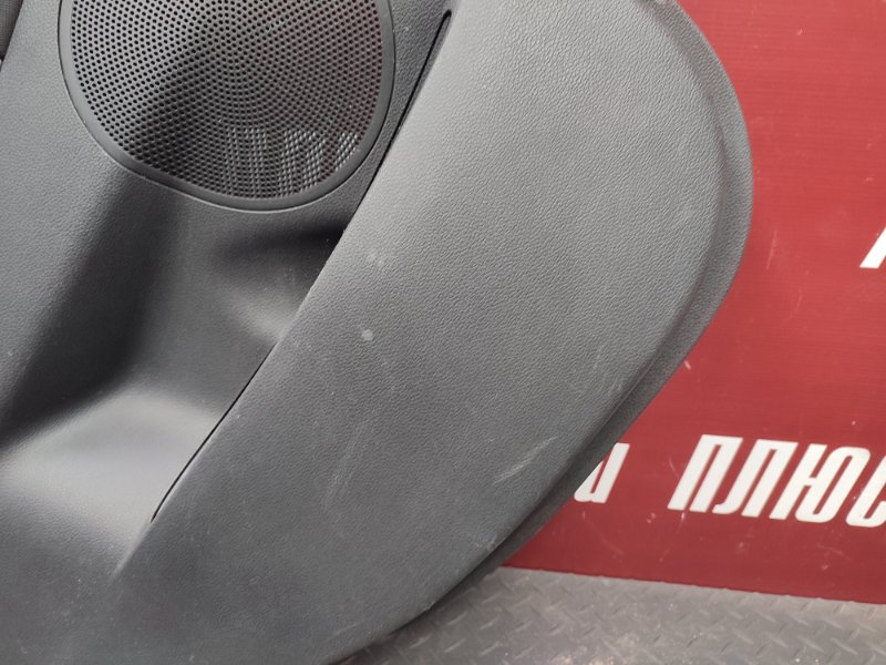 Обшивка боковой двери