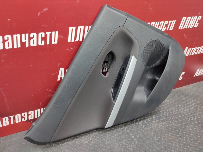 Обшивка боковой двери