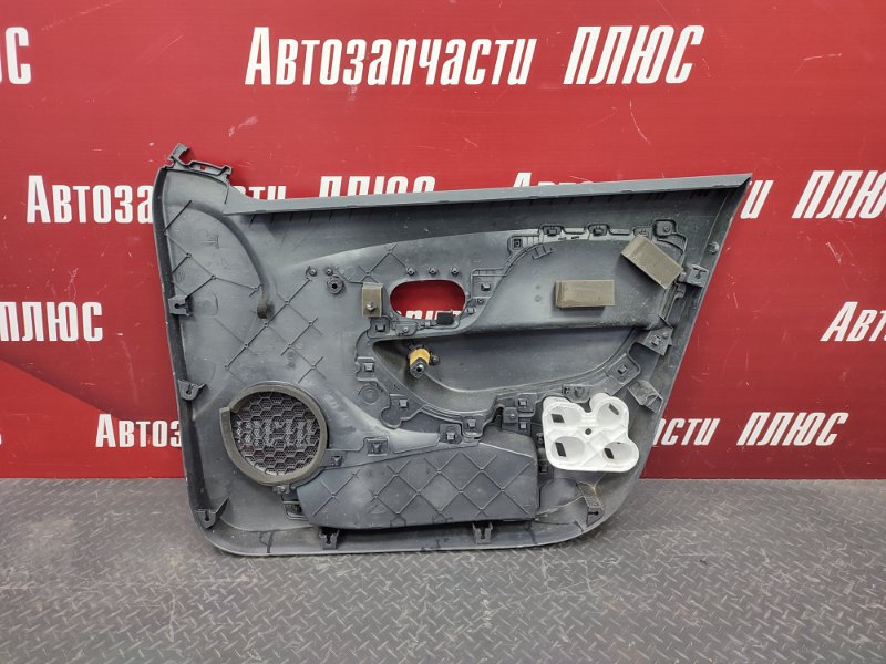 Обшивка боковой двери