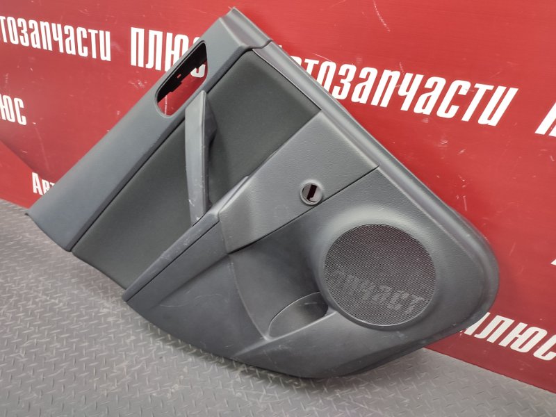 Обшивка боковой двери