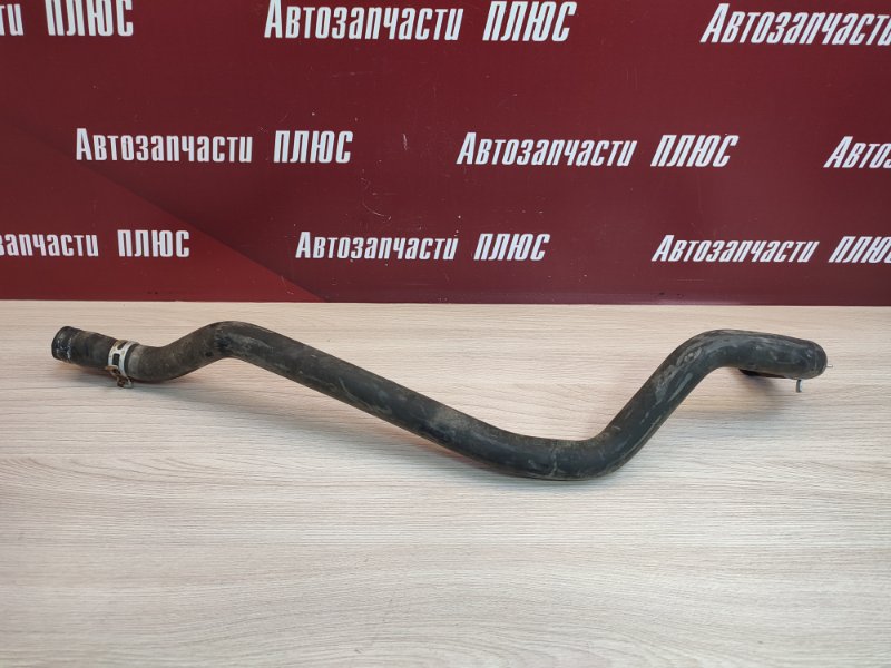 Патрубок отопителя