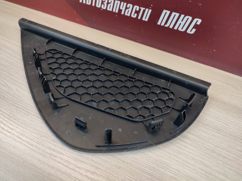 Накладка торпедо