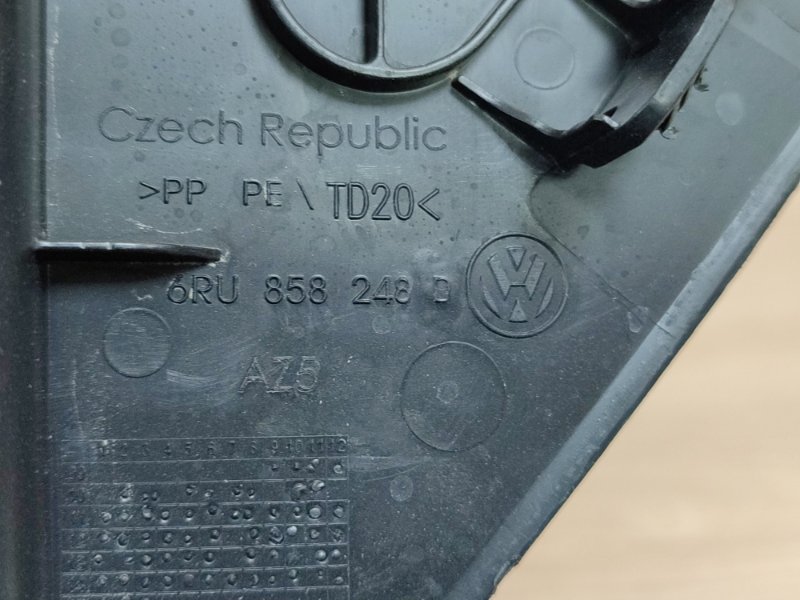 Накладка торпедо