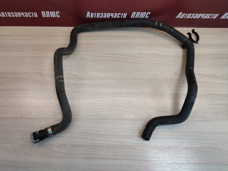 Патрубок отопителя