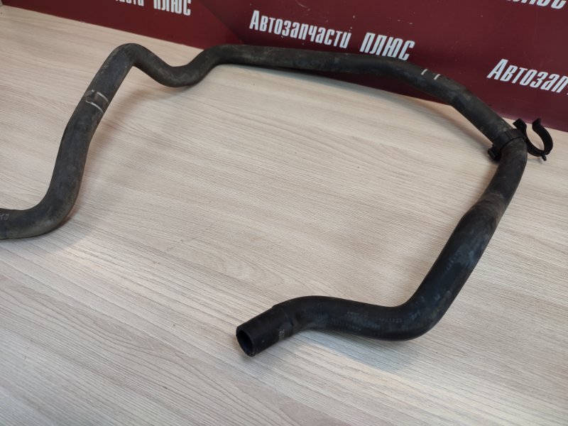 Патрубок отопителя