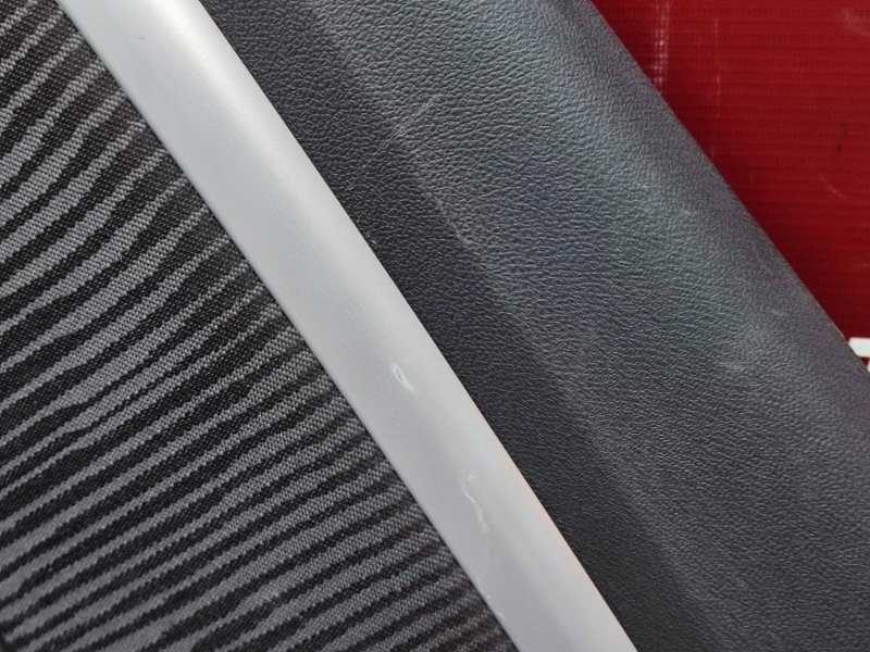 Обшивка боковой двери