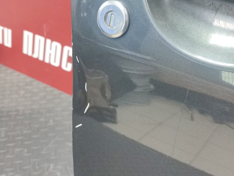 Дверь боковая