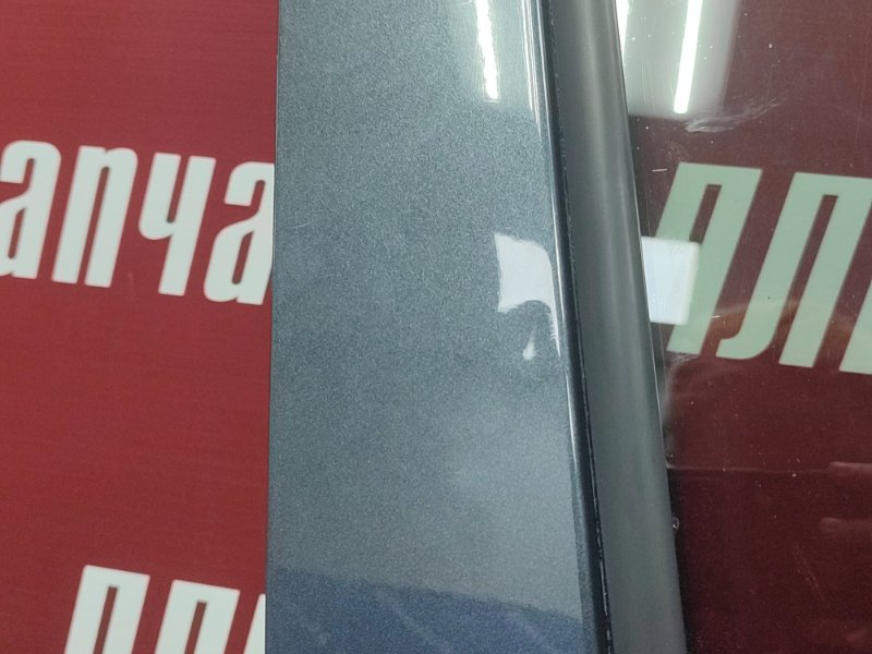 Дверь боковая