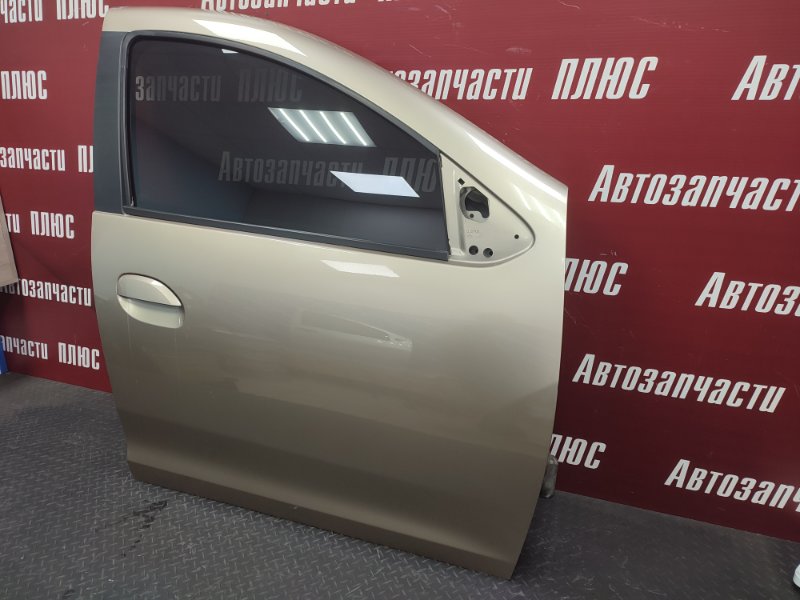 Дверь боковая