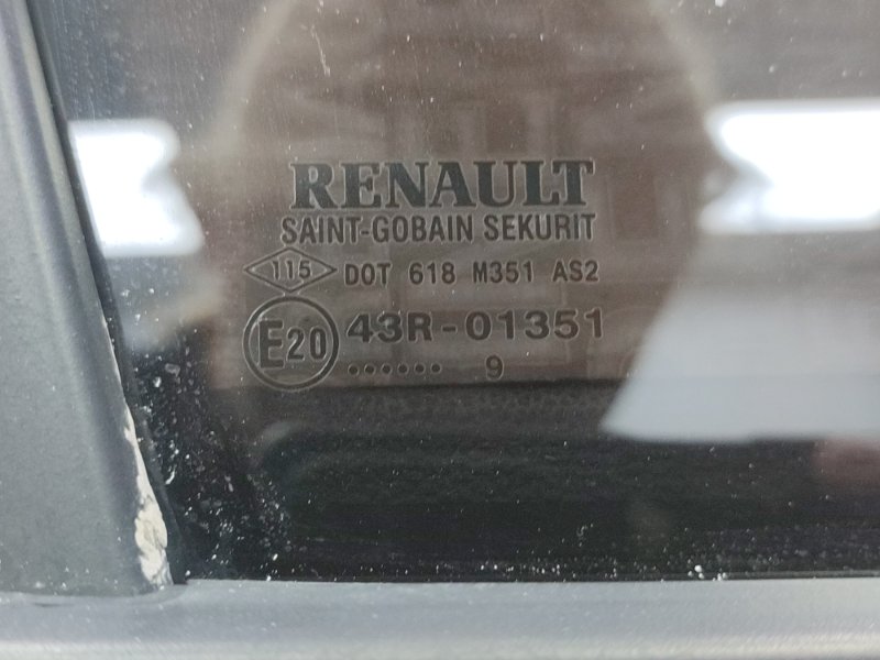 Дверь боковая