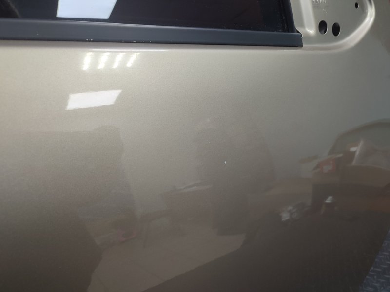 Дверь боковая