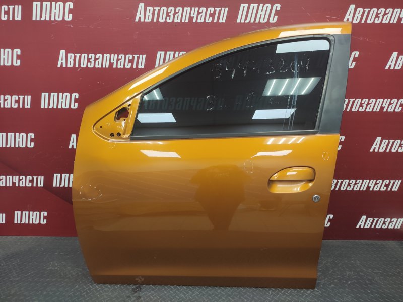 Дверь боковая