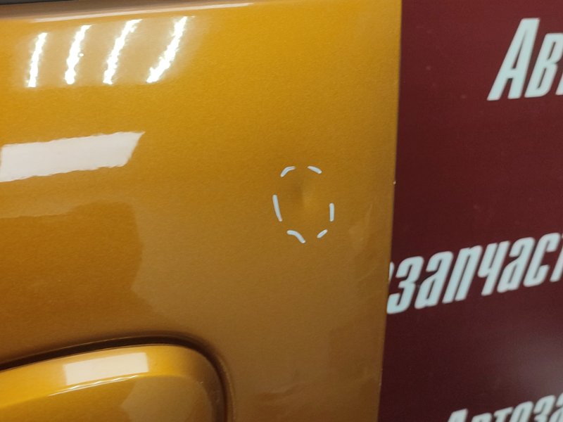 Дверь боковая