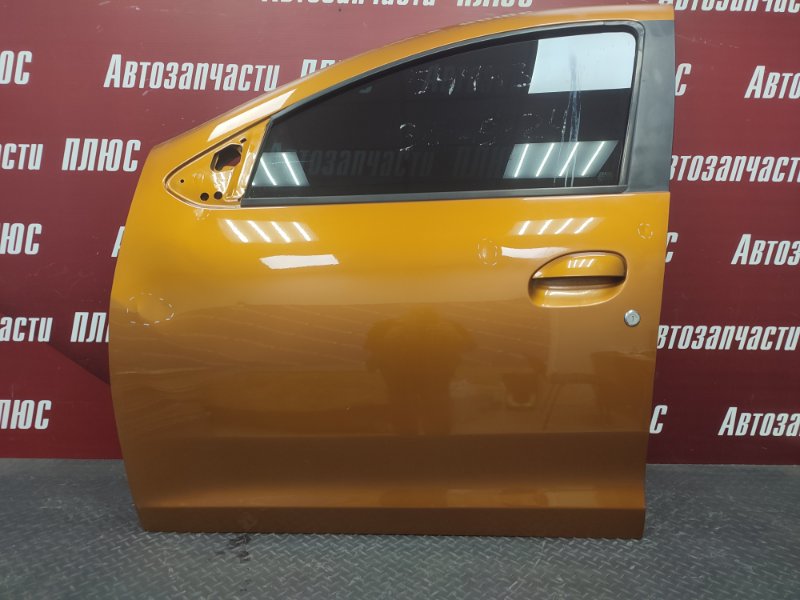 Дверь боковая