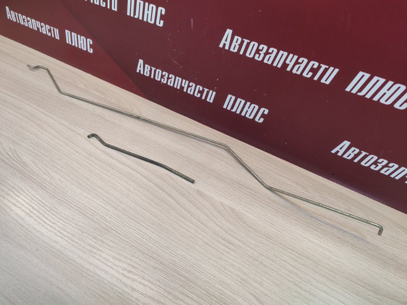 Тяга замка двери