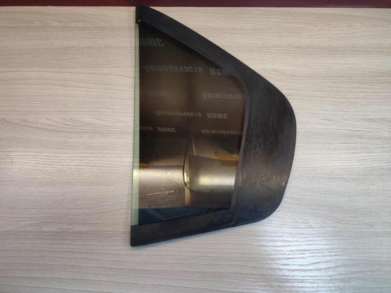 Форточка двери