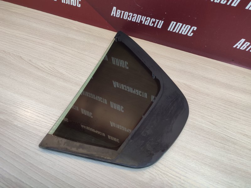 Форточка двери