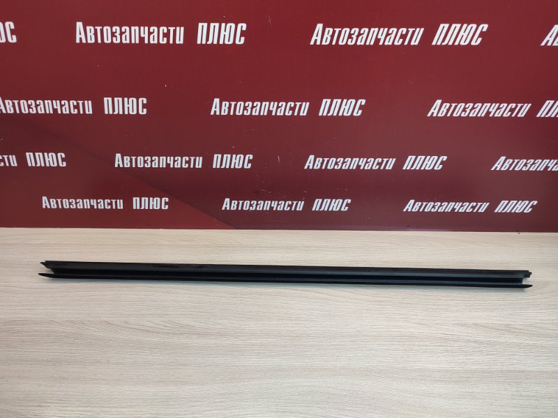 Уплотнитель стекла двери внутренний