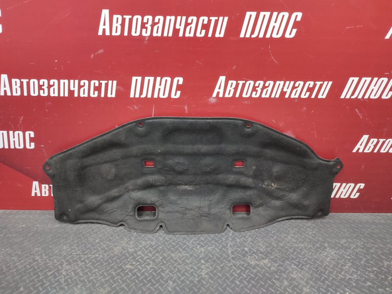 Обшивка капота