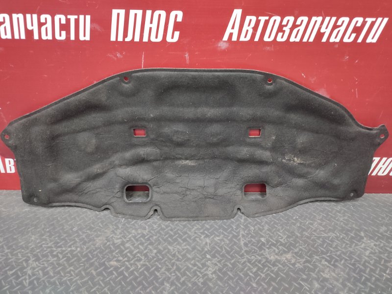 Обшивка капота