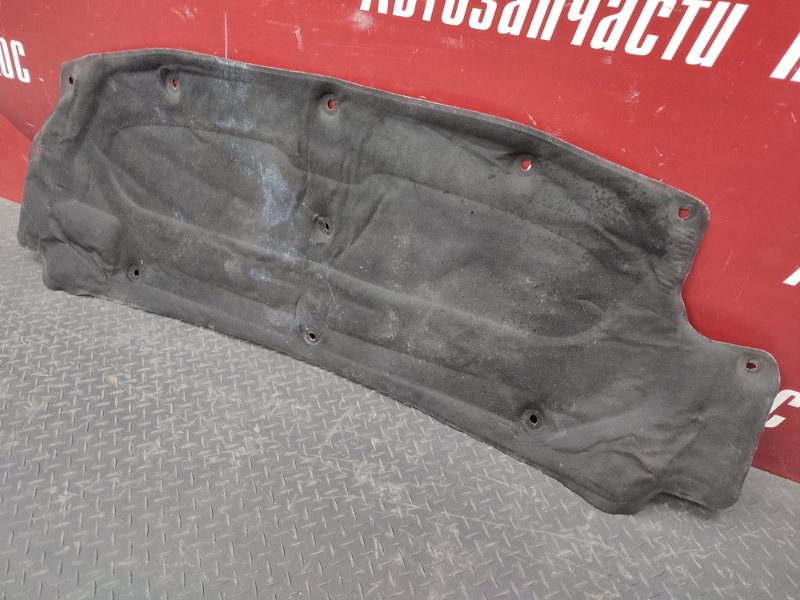 Обшивка капота