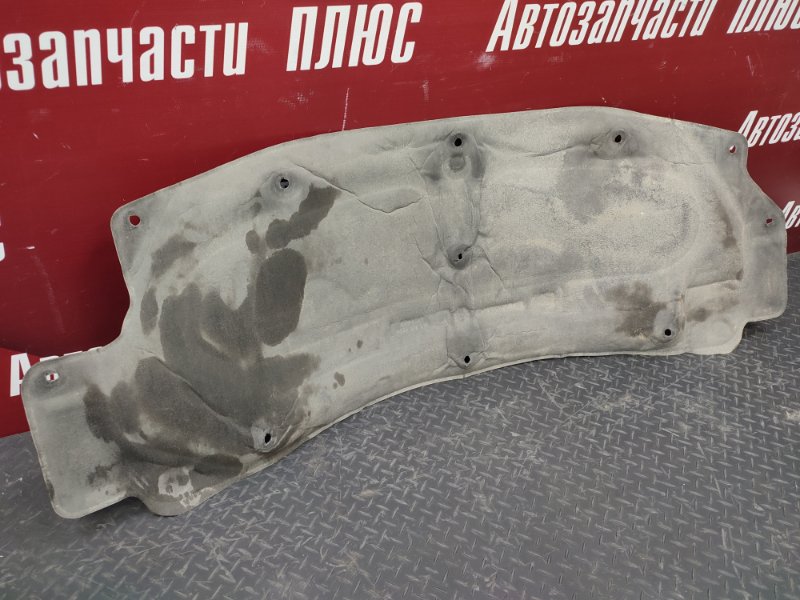 Обшивка капота