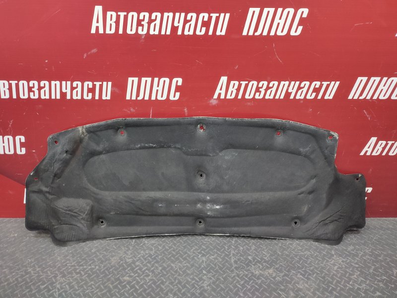 Обшивка капота