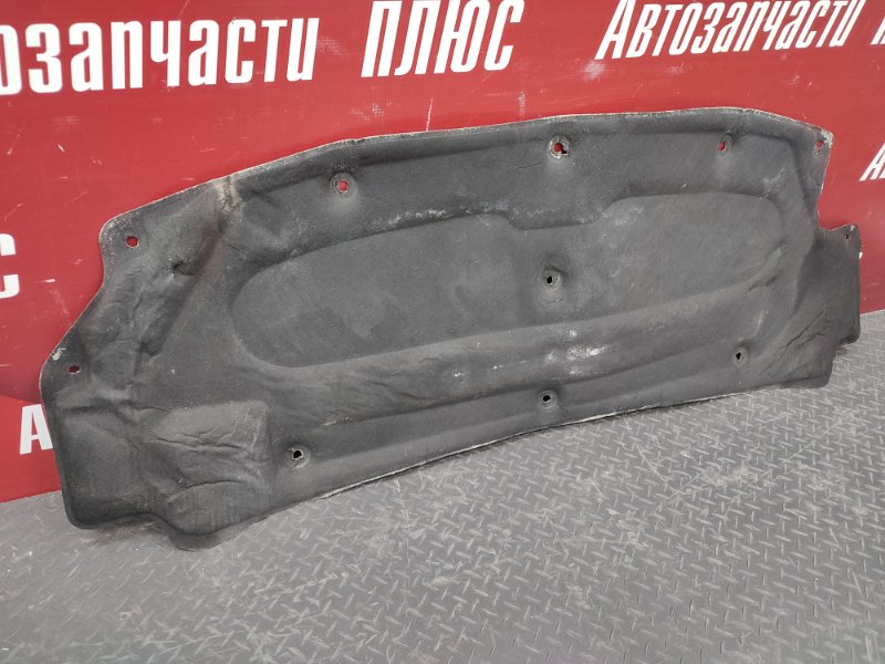 Обшивка капота