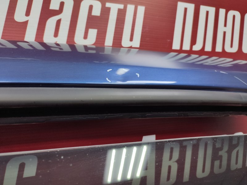 Дверь боковая