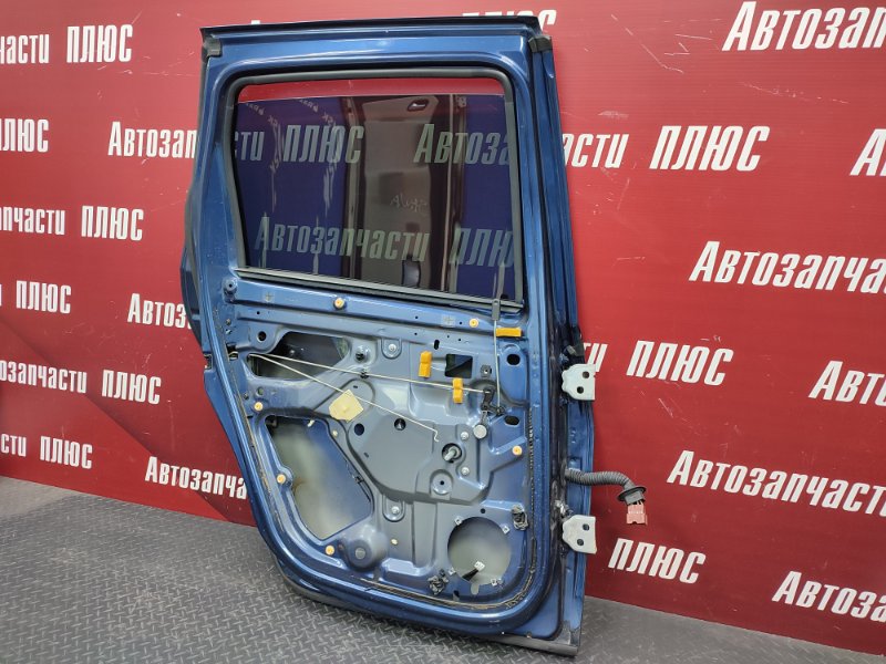 Дверь боковая