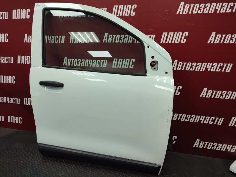 Дверь боковая