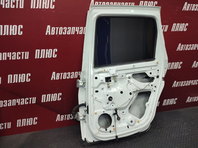 Дверь боковая