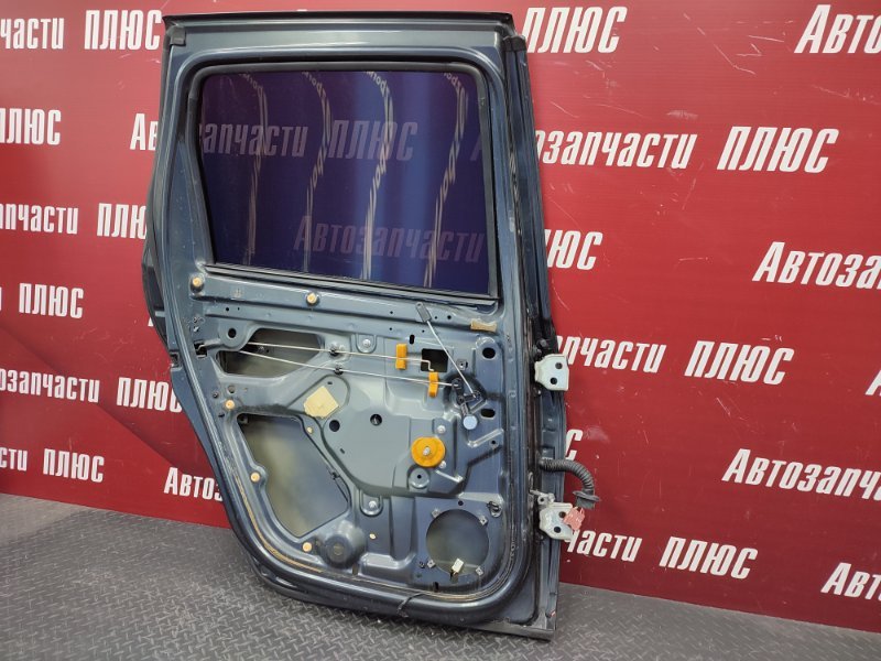 Дверь боковая