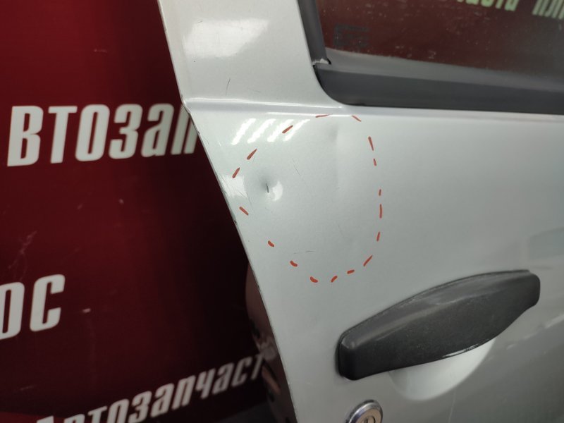 Дверь боковая