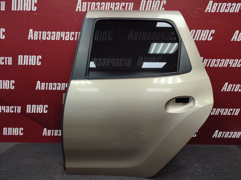 Дверь боковая