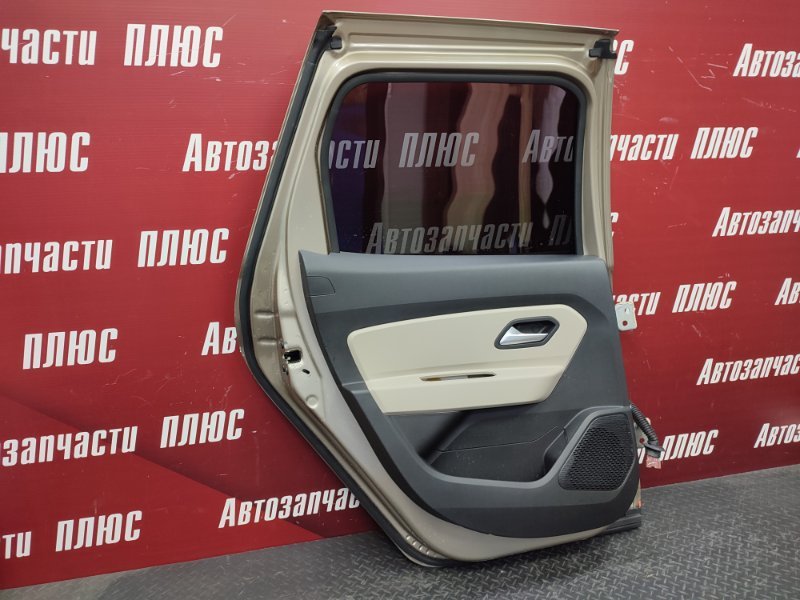 Дверь боковая