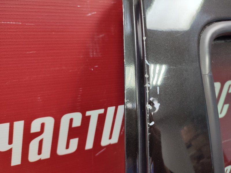 Дверь боковая