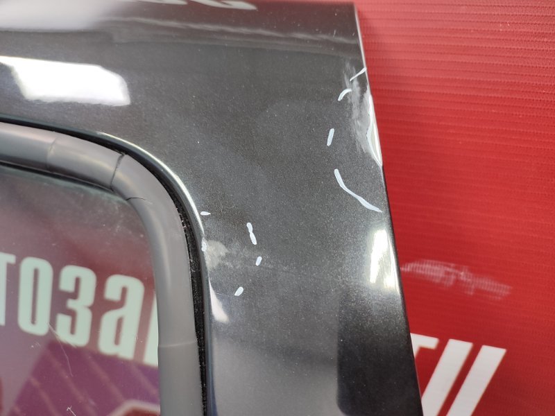 Дверь боковая