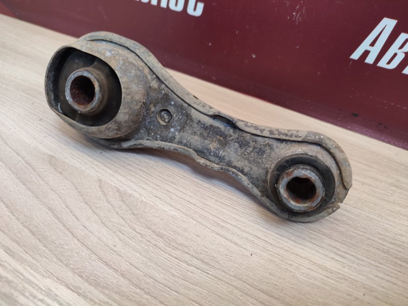 Опора двигателя